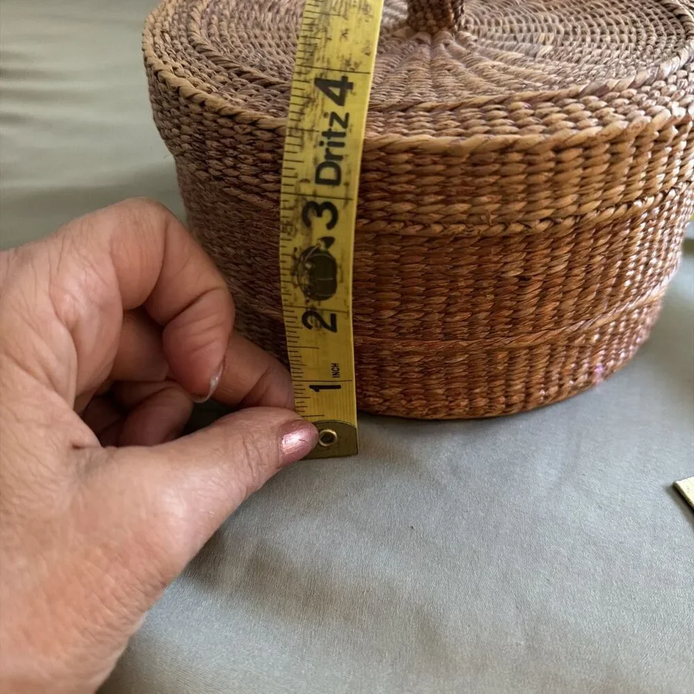Vintage Woven Lidded Basket 3.5x6 Round Boho Chic